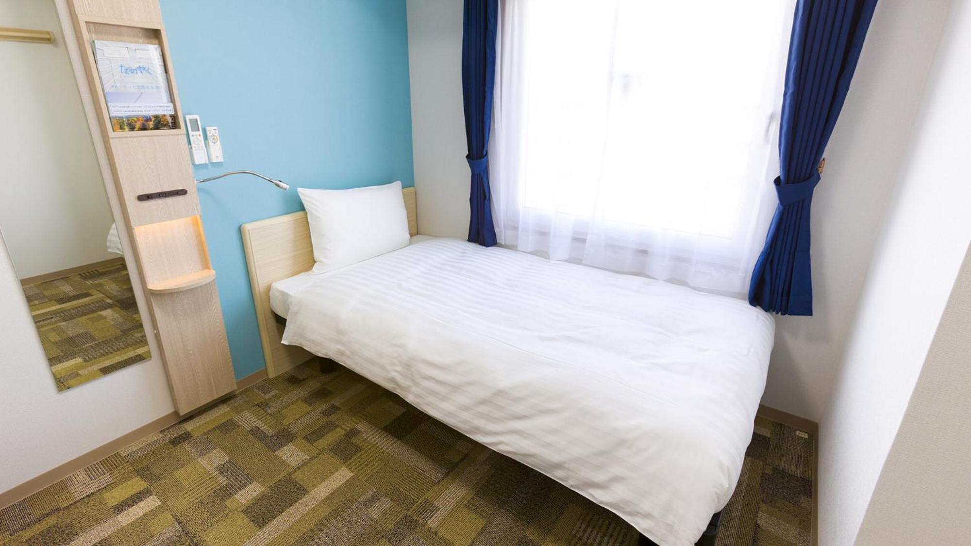 Toyoko Inn Tokyo Keio-Sen Higashi-Fuchu-Eki Kita-Guchi חדר תמונה
