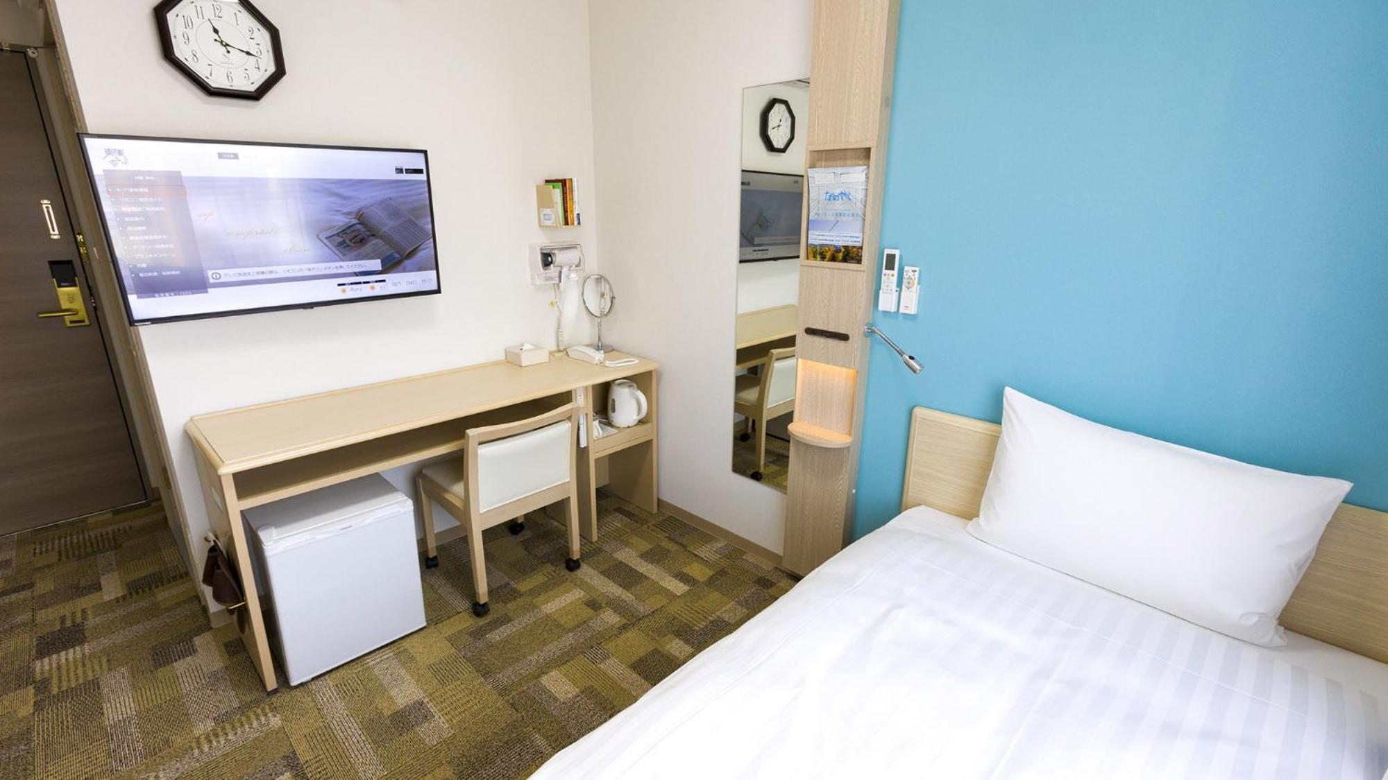 Toyoko Inn Tokyo Keio-Sen Higashi-Fuchu-Eki Kita-Guchi חדר תמונה